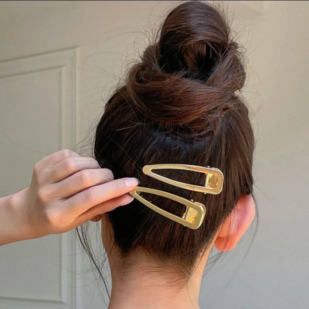 🌷3/$15 Set of 2 Oversized Hair Clips